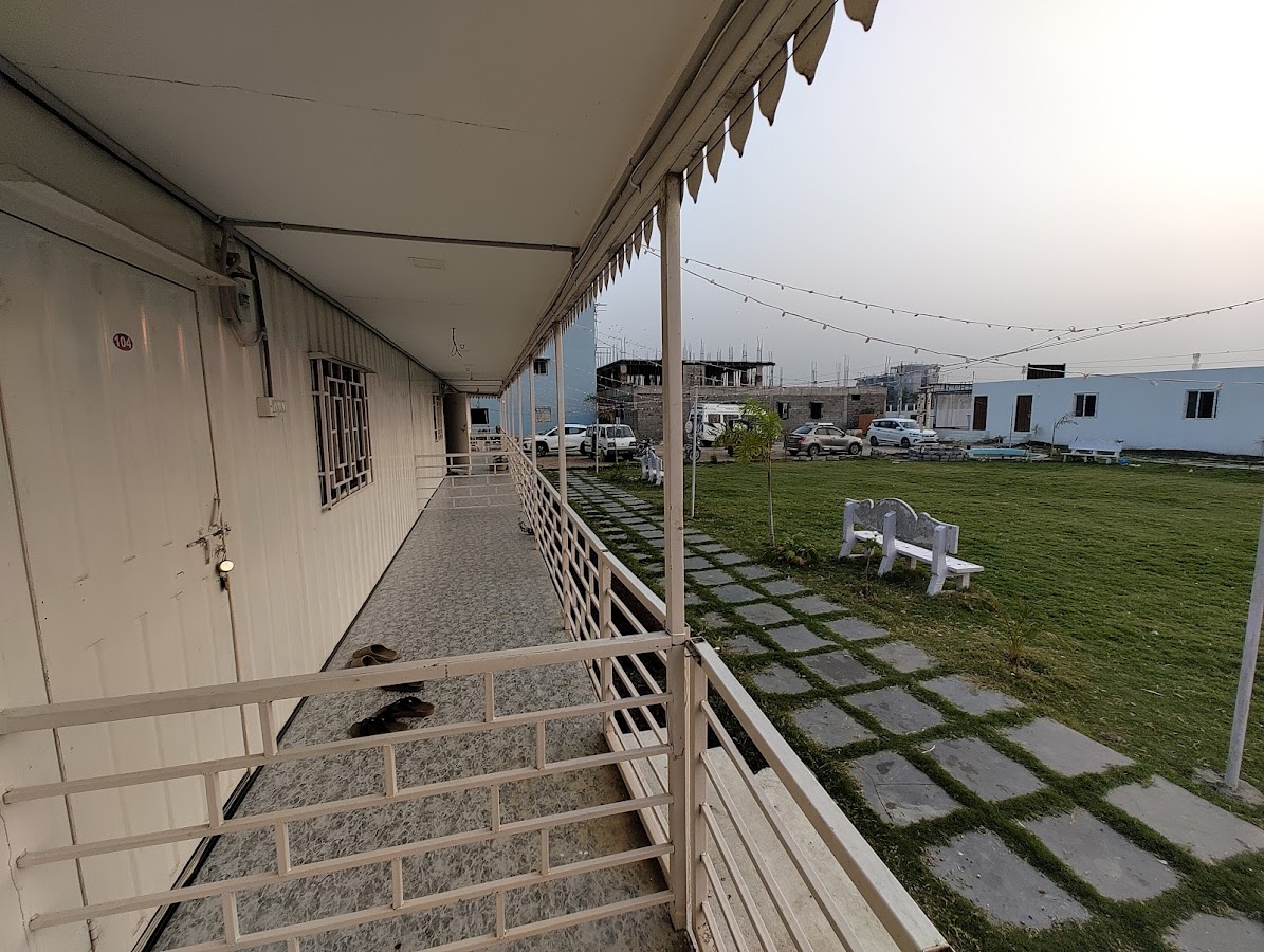 White view Resort accommodation in Mantralaya